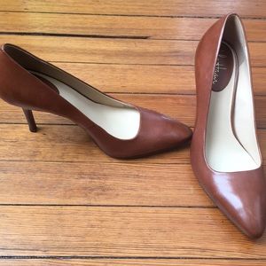 Cole Haan Air Miranda 8B pumps in EUC